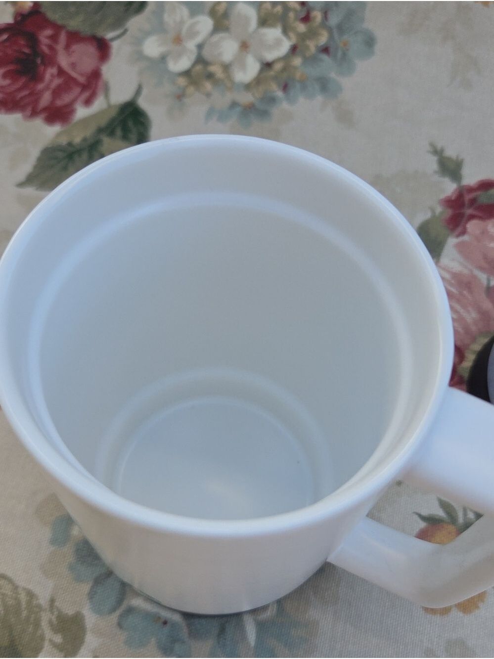 Starbucks White Ceramic Travel Mug with Black Base 14 Fluid Ounces - Picture 12 of 15